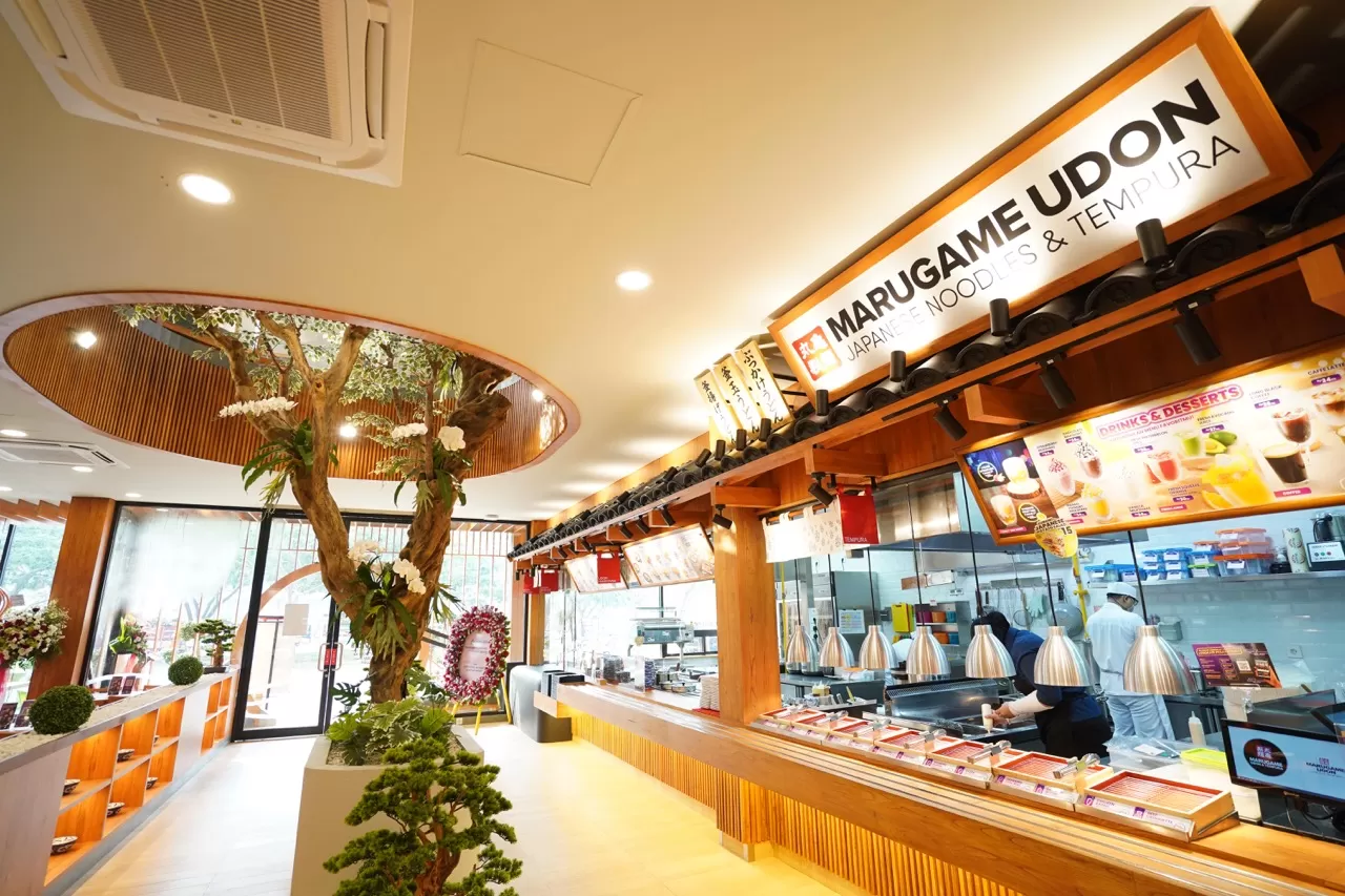 Marugame Udon Celebrates its 100th Outlet with a Fresh New Logo